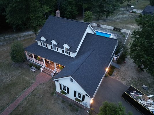 New Owens Corning roof. - We removed and reinstalled our Diamond Roofing System on this 5,200 square foot custom build.