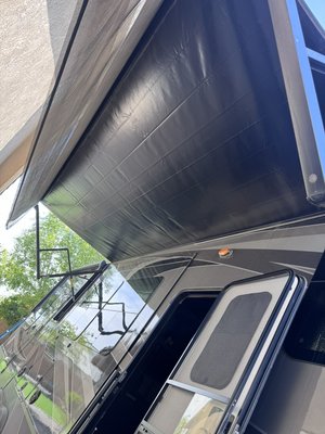 Rv awning repair - RV awning fabric was coming apart at the seams. Supertech showed up and replaced the fabric on site for both awnings. Rv awning repair - RV awning fabric was coming apart at the seams. Supertech showed up and replaced the fabric on site for both awnings.