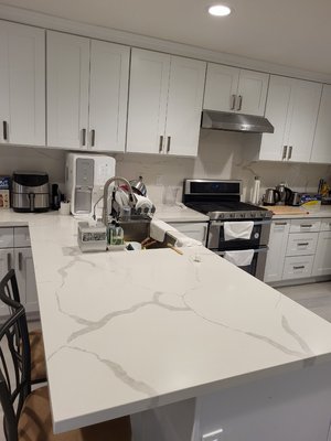 Kitchen Remodeling - Complete Kitchen Remodeling.  New Island, new cabinet, new marble countertop.