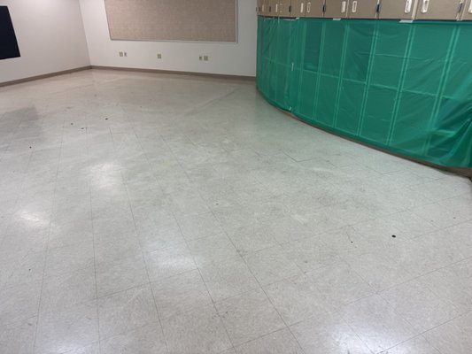 Waxing and Restoring Floors - Waxing a gym floor restores its high-gloss shine while providing a safe, slip-resistant grip for athletes.