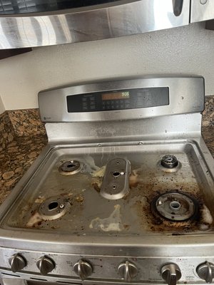 Stove top before and after. - The stove hasn’t been clean for months. Stove top before and after. - The stove hasn’t been clean for months.