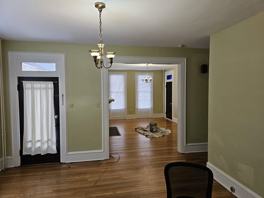 interior painting and plaster repairs - this interior painting and plaster repairs finished up in an old 1900s house