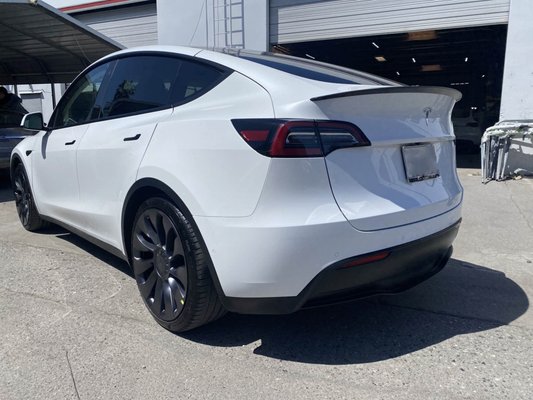 TESLA Y - BEFORE/ AFTER PICTURES TESLA Y - BEFORE/ AFTER PICTURES