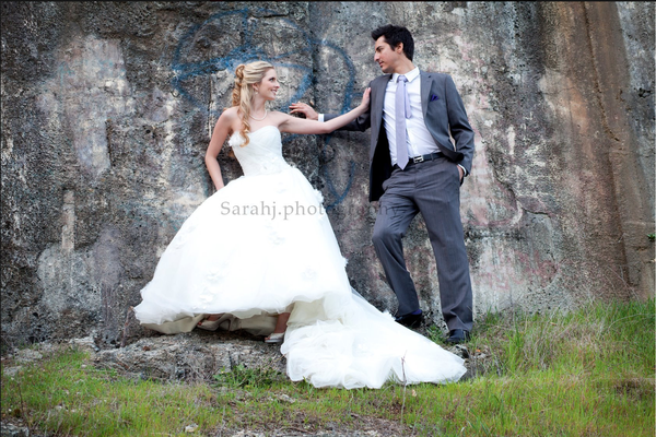 Wedding Shoots - I do many different types of weddings and events. Call or text me today to discuss your personal needs. I handle intimate weddings as well as large celebrations. Wedding Shoots - I do many different types of weddings and events. Call or text me today to discuss your personal needs. I handle intimate weddings as well as large celebrations.