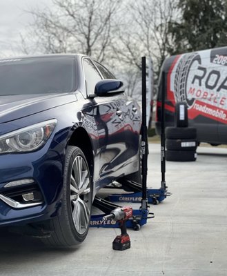 Mobile Tire Install - On-site mounting, balancing, TPMS service, and precision torque, done cleanly and professionally at your location. Home or Work Mobile Tire Install - On-site mounting, balancing, TPMS service, and precision torque, done cleanly and professionally at your location. Home or Work