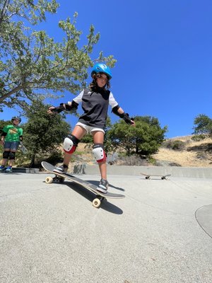 Learning to Skate. From never touching a board to being able to cruise around successfully. - Learning to skateboard can be a daunting idea. Not only for kids but for the parents of the learning skater as well. At Shredders we encourage new comers and all levels to join. When kids are brand new we can teach them the right habits and techniques right off the bat. With these habits introduced early we see kids can progress with caution faster than than normal.
This includes:
- Learning how to fall correctly.
- Learning foot placement.
- Learning pushing and how to get their own speed.
- Learning how to balance and counter balance on transitions.
Skateboarding is for everyone. Sometimes skateboarding is portrayed as something unattainable for someone with no prior experience. This is false. We have seen kids who have never touched a board before joining Skate Camp learn these basic skills. Our staff loves to teach beginner’s and watch them get the excitement we once had when we were learning. Learning to Skate. From never touching a board to being able to cruise around successfully. - Learning to skateboard can be a daunting idea. Not only for kids but for the parents of the learning skater as well. At Shredders we encourage new comers and all levels to join. When kids are brand new we can teach them the right habits and techniques right off the bat. With these habits introduced early we see kids can progress with caution faster than than normal.
This includes:
- Learning how to fall correctly.
- Learning foot placement.
- Learning pushing and how to get their own speed.
- Learning how to balance and counter balance on transitions.
Skateboarding is for everyone. Sometimes skateboarding is portrayed as something unattainable for someone with no prior experience. This is false. We have seen kids who have never touched a board before joining Skate Camp learn these basic skills. Our staff loves to teach beginner’s and watch them get the excitement we once had when we were learning.