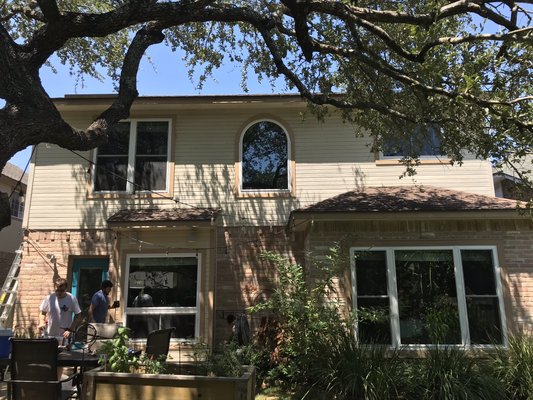 TEXAS MADE ENERGY STAR WINDOWS - Removed old and efficient aluminum windows and
Installed Custom manufactured SUNSHIELD VINYL , ENERGY STAR Rated Replacement Windows. TEXAS MADE ENERGY STAR WINDOWS - Removed old and efficient aluminum windows and
Installed Custom manufactured SUNSHIELD VINYL , ENERGY STAR Rated Replacement Windows.