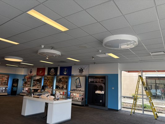 Commercial job - Replacement the ballast and lightbulbs in a commercial fixture. Commercial job - Replacement the ballast and lightbulbs in a commercial fixture.