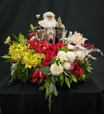 Holiday Arrangements. - A collection of Holiday arrangements, online catalog and custom made floral and plant arrangements. Holiday Arrangements. - A collection of Holiday arrangements, online catalog and custom made floral and plant arrangements.