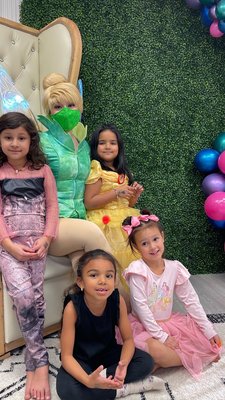 Social Evening Drop off Events - Every week it's a different theme! From glow in the dark dance parties, tea party, movie nights, super hero arts & craft and much more. It's hosted every Saturday from 5pm-7:30pm. Drop off is available for ages 3+. Parents get to step out and the kids play, eat, and have a memorable night! Price:$30