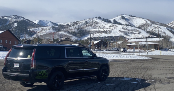 Park City Airport Services - We provide a clean, comfortable private car service as well as airport transportation service. Feel free to get in touch with us to learn more about us and our services and to place your reservation. Private SUV 
Black Car Service 
Airport Transportation 
Point to Point 
Hourly $125 - $300 per hour

Mountainside Transportation Services
Limos, Taxis, Airport Shuttles