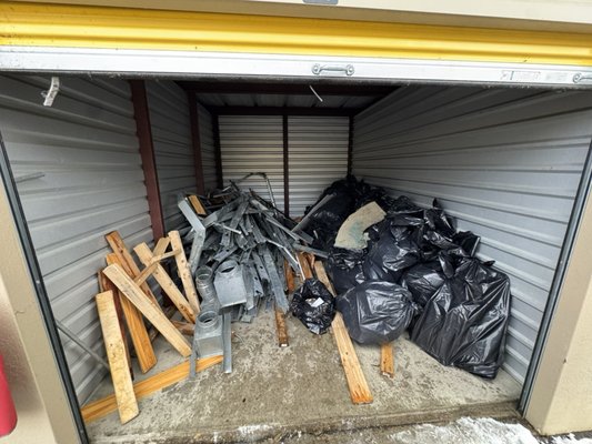 Storage Unit Clean out - Storage unit clean out. Storage Unit Clean out - Storage unit clean out.