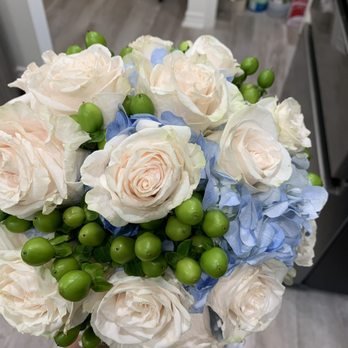 Just Because Floral Arrangements - At Casa Blanca Flower in Westminster, CA, every day is an opportunity to brighten someone’s world with flowers. Whether you’re offering condolences or simply surprising a loved one, we specialize in custom floral arrangements tailored to your wishes. Each bouquet is handcrafted with care and attention to detail, using only the freshest, highest quality flowers. No matter the occasion—or no occasion at all—you can count on us to deliver something truly special, just for you.