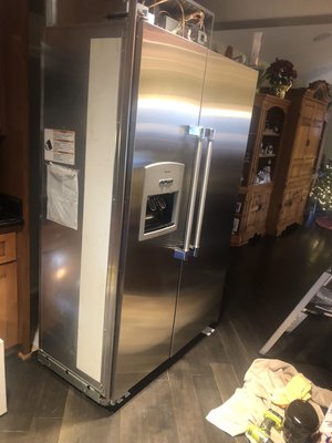 Refrigerator Thermadore Sealed System repair. - 14 years old refrigerator stopped cooling. Sealed system had a Freon leak. After the repair it will start working properly. Refrigerator Thermadore Sealed System repair. - 14 years old refrigerator stopped cooling. Sealed system had a Freon leak. After the repair it will start working properly.