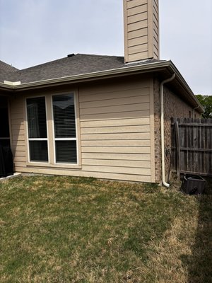 5” KStyle install in Keller, Tx - Another clean install in Keller, Tx. Properly pitched and under the drip edge. Providing quality work in all of DFW. 5” KStyle install in Keller, Tx - Another clean install in Keller, Tx. Properly pitched and under the drip edge. Providing quality work in all of DFW.