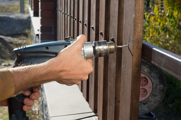 Strong Fences and Customer Service. Over 15 years of experience at your disposal! - Welcome to Premier Fencing! We’re a fencing company with over 15 years of experience under our belt. You can rely on us to provide you with high-quality workmanship paired with unparalleled customer service. Here at Premier Fencing, we build more than just fences; we build long-lasting relationships with our customers in Bakersfield, CA. We provide them with sturdy and reliable fences and all maintenance needed to keep them in tip-top shape. Don’t settle for less than the best, and work with a fence company that has your best interests in mind! Strong Fences and Customer Service. Over 15 years of experience at your disposal! - Welcome to Premier Fencing! We’re a fencing company with over 15 years of experience under our belt. You can rely on us to provide you with high-quality workmanship paired with unparalleled customer service. Here at Premier Fencing, we build more than just fences; we build long-lasting relationships with our customers in Bakersfield, CA. We provide them with sturdy and reliable fences and all maintenance needed to keep them in tip-top shape. Don’t settle for less than the best, and work with a fence company that has your best interests in mind!