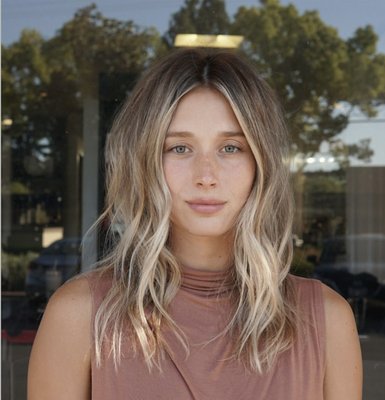 Blonde Balayage - Blonde balayages  Blonde Balayage - Blonde balayages 
