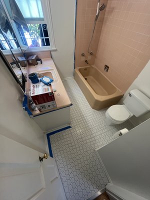 Tiling bathroom floor - In this project we removed the existing flooring and installed an all new tile floor. Tiling bathroom floor - In this project we removed the existing flooring and installed an all new tile floor.