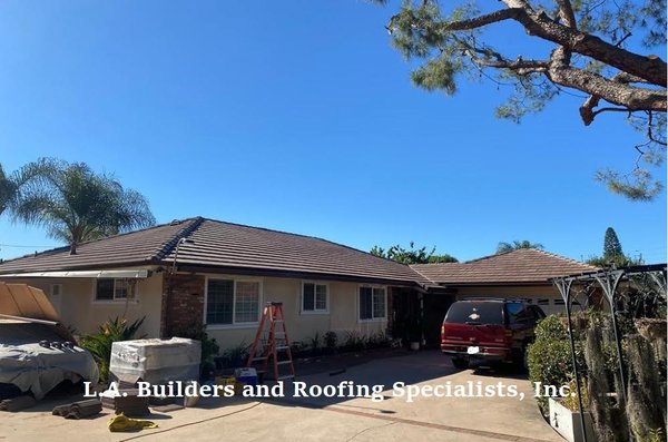 Roof Installation - LA Builders and Roofing Specialists are proud of our services and our craftsmanship. During Covid-19 we are paying attention to all regulations to make sure to keep you safe! Call us today for an affordable service to your roof! Roof Installation - LA Builders and Roofing Specialists are proud of our services and our craftsmanship. During Covid-19 we are paying attention to all regulations to make sure to keep you safe! Call us today for an affordable service to your roof!