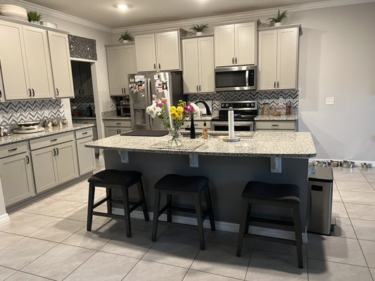 Deep Cleaning Examples - I take extreme pride in my work and promise you will not be disappointed if you hire me. I go above and beyond to make sure my customers are extremely satisfied with my work. I look forward to working with you. Deep Cleaning Examples - I take extreme pride in my work and promise you will not be disappointed if you hire me. I go above and beyond to make sure my customers are extremely satisfied with my work. I look forward to working with you.