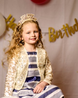 Ann Elizabeth's 7th Birthday Portraits - Intimate portraits from Ann Elizabeth's 7th Birthday party shoot. Ann Elizabeth's 7th Birthday Portraits - Intimate portraits from Ann Elizabeth's 7th Birthday party shoot.
