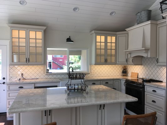 Kingsburg farm house - we did all of the cabinets for this farm house in Kingsburg. we redid the kitchen, master bath, hall bath, hallway, laundry and office
Raised Panel door with a painted finish and hand glazing
- custom hood
- farm sink
- mullion glass doors
- custom laundry bench with storage Kingsburg farm house - we did all of the cabinets for this farm house in Kingsburg. we redid the kitchen, master bath, hall bath, hallway, laundry and office
Raised Panel door with a painted finish and hand glazing
- custom hood
- farm sink
- mullion glass doors
- custom laundry bench with storage