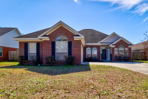 2095 Willow Oak Dr Mobile Al 36695 - Welcome to this beautiful home with over 2000sqft of living space that boasts an inviting courtyard entry Located in West Mobile this home was Renovated in approximately 2019 by Prime Design Homes with every amenity imaginable including a new GAF Timberline fortified roof & New Rheem HVAC. The amazing Kitchen features White Cabinets, Gallio Fiesta Granite counter tops, stainless steel appliances accented with LED recessed lighting. The richness of the formal dining showcases custom trim & millwork, and designer lighting. New LVP Floor IN process of being installed in the next couple weeks. The spacious family room with gas fireplace is open to the kitchen and breakfast area. The Primary Suite has a spa like feel with it large soaking tub and separate shower, double vanity and a walk-in closet. Three additional bedrooms and a second full bath is located at the opposite end of the home. Fenced back gives you so many possibilities to indulge in your hobby's. Put in a shed, Pool etc. For your convenience it is also located close to many stores and restaurants. 2095 Willow Oak Dr Mobile Al 36695 - Welcome to this beautiful home with over 2000sqft of living space that boasts an inviting courtyard entry Located in West Mobile this home was Renovated in approximately 2019 by Prime Design Homes with every amenity imaginable including a new GAF Timberline fortified roof & New Rheem HVAC. The amazing Kitchen features White Cabinets, Gallio Fiesta Granite counter tops, stainless steel appliances accented with LED recessed lighting. The richness of the formal dining showcases custom trim & millwork, and designer lighting. New LVP Floor IN process of being installed in the next couple weeks. The spacious family room with gas fireplace is open to the kitchen and breakfast area. The Primary Suite has a spa like feel with it large soaking tub and separate shower, double vanity and a walk-in closet. Three additional bedrooms and a second full bath is located at the opposite end of the home. Fenced back gives you so many possibilities to indulge in your hobby's. Put in a shed, Pool etc. For your convenience it is also located close to many stores and restaurants.