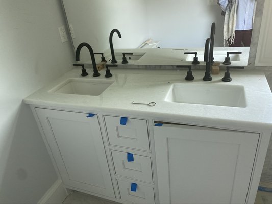 Deep Cleaning - Post Construction Cleaning . If you need a good post Construction Cleaning call us.
Deep Cleaning 
Move in and out cleaning