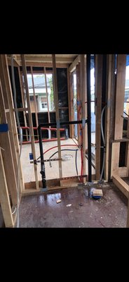 Installing PEX, GAS TRACPIPE, and ABS DRAINS for 2 units in Santa Monica. - This remodel was done March 2022 in the Santa Monica area.
We installed new water lines, new gas lines, new drains, and new ventilations for both units. Installing PEX, GAS TRACPIPE, and ABS DRAINS for 2 units in Santa Monica. - This remodel was done March 2022 in the Santa Monica area.
We installed new water lines, new gas lines, new drains, and new ventilations for both units.