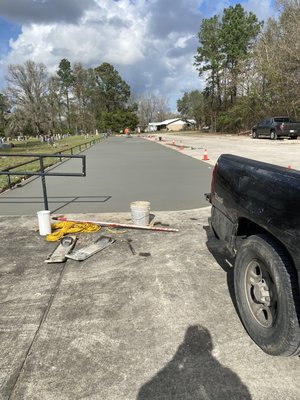 Concrete slab - These projects range from 1000 sf to larger slabs