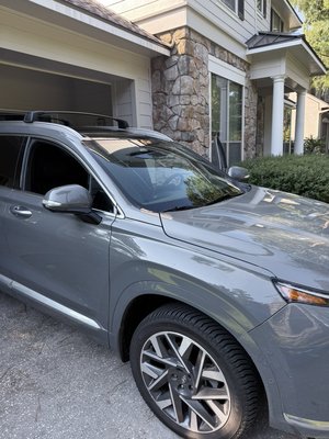 Hyundai Santa Fe - This customer with a 2022 Hyundai Santa Fe was told by the dealership it would cost him thousands for a new windshield. His only other option? Run it through insurance and take the hit on his record. Instead, we stepped in and got him back on the road at a fair price — no stress, no games. That’s why people choose Auto X Glass. 🚘🛠️