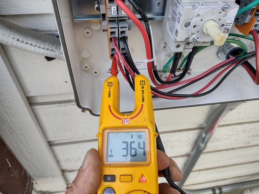 Solar System Fix - Repair of a Solar system that had a wiring problem Solar System Fix - Repair of a Solar system that had a wiring problem