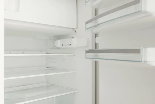 Refrigerator & Ice Machine Repair - Reliable ice machine repair services are essential to keep your kitchen running smoothly, and we are here to provide expert solutions for all your ice machine needs. Serving the Texarkana area, our experienced technicians at Lee’s Appliance Service specialize in diagnosing and fixing ice machine malfunctions quickly and effectively. We handle everything from simple maintenance and cleaning to complex repairs, restoring your equipment’s performance to optimal condition. Count on our dedication, skill, and prompt service to minimize downtime. Reach out to us today and let our team help you keep the ice flowing without interruption. Keeping your refrigerator in peak condition is essential to maintaining a well-functioning kitchen. Our refrigerator repair services in Texarkana focus on fast, reliable solutions for all major brands and models. We understand how frustrating a malfunctioning fridge can be, which is why our experienced technicians work diligently to diagnose issues like cooling problems, compressor failures, or leaks. With a commitment to quality and customer satisfaction, we ensure your appliance is repaired efficiently to prevent food spoilage and inconvenience. Trust Lee’s Appliance Service to get your refrigerator running smoothly again. Contact us today to schedule your repair.
