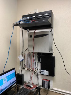 Landline Phone System Stup - The small business needs 8 landlines to setup on their office. Landline Phone System Stup - The small business needs 8 landlines to setup on their office.