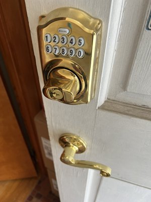 Keypad deadbolt installation - A customer was in need of a keyless entry key pad so that they could easily grant their friend access to their home to check in on and feed their animals while away on vacation.  

Defense Locksmith set them up with exactly what they needed and the happy customers were able to go on their vacation without worry.