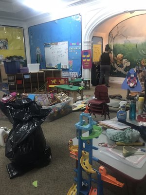 Daycare deep cleaning all toys disinfected and every corner - This is a daycare we clean that plays from top to bottom, spotless Daycare deep cleaning all toys disinfected and every corner - This is a daycare we clean that plays from top to bottom, spotless