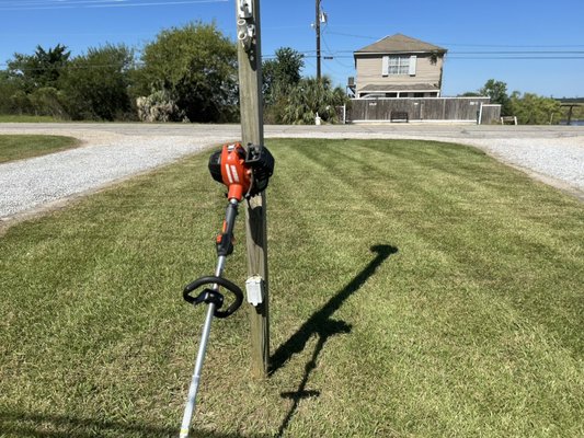 Pontchartrain Dr,Slidell weekly serviced & full maintenance property. - This is one of our property’s we maintain weekly to ensure it’s looking its very best due to being located off a busy highway, no matter what mow pro is committed to each yard and put in the same effort as if it was our own. Pontchartrain Dr,Slidell weekly serviced & full maintenance property. - This is one of our property’s we maintain weekly to ensure it’s looking its very best due to being located off a busy highway, no matter what mow pro is committed to each yard and put in the same effort as if it was our own.