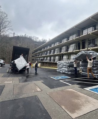 Moving Local Hotel - Local Hotel requested a special project of removing old beds and assembling brand new ones instead all in 1 day! We donated 98 beds, junked 40 mattresses, and installed 138 beds of various sizes all at the same day! Moving Local Hotel - Local Hotel requested a special project of removing old beds and assembling brand new ones instead all in 1 day! We donated 98 beds, junked 40 mattresses, and installed 138 beds of various sizes all at the same day!