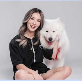 Meet the Owner - Hi , this is Bella, the owner and groomer at Wag & Well Grooming! I'm originally from Thailand but I have been living in Texas since 2016. My love for pets started when I was young and my family rescued our first dog, Boo. Since then, I became a dog lover and always have always been passionate about helping animals . Meet the Owner - Hi , this is Bella, the owner and groomer at Wag & Well Grooming! I'm originally from Thailand but I have been living in Texas since 2016. My love for pets started when I was young and my family rescued our first dog, Boo. Since then, I became a dog lover and always have always been passionate about helping animals .
