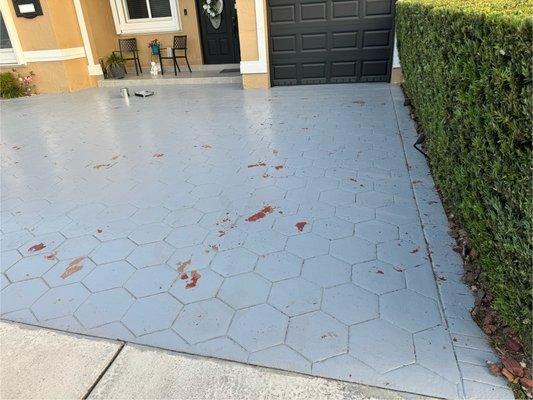 driveway touch up and re-paint. - this was a driveway that had many paint cracks and was very dirty, it needed a pressure washing to remove any dirt and grime. It then was fully repainted. driveway touch up and re-paint. - this was a driveway that had many paint cracks and was very dirty, it needed a pressure washing to remove any dirt and grime. It then was fully repainted.