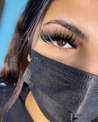 5x certified Lash Artist! Book your appointment today! - Our commitment to quality products, exceptional services and incomparable customer care keeps our clients coming back again and again!