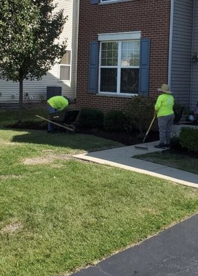 Evaristo Landscaping - Evaristo Landscaping service ready to help you with any yard work you need done,Fall is right around the corner we do offer leaf pick up leaf blowing please give us a call or text for your FREE ESTIMATE TODAY Evaristo Landscaping - Evaristo Landscaping service ready to help you with any yard work you need done,Fall is right around the corner we do offer leaf pick up leaf blowing please give us a call or text for your FREE ESTIMATE TODAY