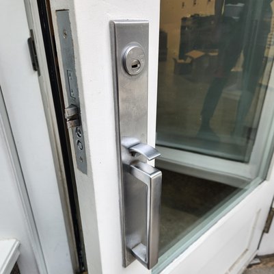 MT-5 High security system with master key for 7 departments on 62 office doors - This job was done for one of the most famous galleries in the world, our client needed to upgrade the security for all the offices and entry doors.
We supplied and installed the highest security locks from Mul-T-lock MT-5 restricted key system, we created 7 departments and a master system for management.
here are the photos of some of the 62 doors that we worked on. We ordering directly from Mul-T-Lock and the process of ordering and preparing all the parts was done in total of two days (including the master system), we were able to start the project the next day and with a team of 6 technicians 62 doors were done in one and a half days. 120 keys for 7 different departments + 20 General masters were supplied as well. MT-5 High security system with master key for 7 departments on 62 office doors - This job was done for one of the most famous galleries in the world, our client needed to upgrade the security for all the offices and entry doors.
We supplied and installed the highest security locks from Mul-T-lock MT-5 restricted key system, we created 7 departments and a master system for management.
here are the photos of some of the 62 doors that we worked on. We ordering directly from Mul-T-Lock and the process of ordering and preparing all the parts was done in total of two days (including the master system), we were able to start the project the next day and with a team of 6 technicians 62 doors were done in one and a half days. 120 keys for 7 different departments + 20 General masters were supplied as well.