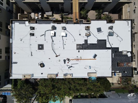 Commercial Flat Roof Polyfresco Extended Warranty 20 Years! - Beverly Glen Blvd, Los Angeles, CA - Commercial Flat Roof Polyfresco Extended Warranty 20 Years! - Beverly Glen Blvd, Los Angeles, CA
Demo Day and Material Delivery