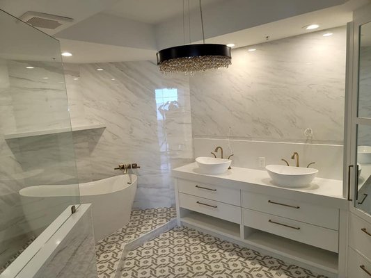 Beautiful Bathroom Remodeling - We Can Make Your Vision Come To Life. Start Project Planning For Your New Bathroom Remodeling Today. Call Excellent Plumbing Services get a free estimate 813-734-9192