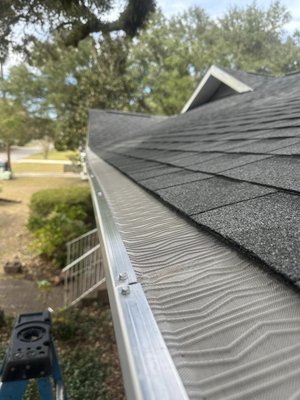 Gutter Cleaning - Gutter Cleaning