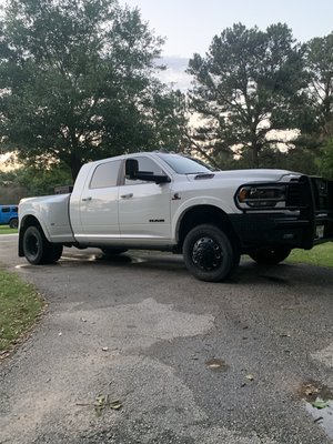 Pavement Princess Package - This is our Pavement Princess Package! A complete interior and exterior Detail. This package will make your vehicle not only look brand new but smell and feel like you just took it off the lot!