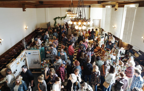 Only on November 29th and 30th (10am–4pm each day) at the beautiful Masonic Hall - Join us on November 29th and 30th (10am–4pm each day) at the beautiful Masonic Hall, where the space will be brimming with winter magic and holiday cheer. Stroll through aisles of unique vendors, discover handmade treasures, and soak in the festive spirit—it’s the perfect way to kick off the holiday season! Treat yourself to something special, find unique gifts for friends and family, and support incredible local artists and makers along the way.