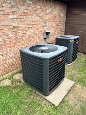 Daikin Fit Install 07/2026 - The system replacement was done for a client in need of real comfort. The system was only seven years old and still very inefficient and already leaking refrigerant.
Dynamic Comfort quoted the best of the best equipment and the homeowner elected the 5 ton Daikin fit heat pump.

The amperage on the new system compared to the old is less than 40% and achieves better comfort than ever before. This is the Dynamic way.