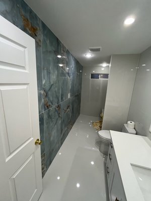 Bathroom remodeling in Bonney Lake, WA - Luxury Bathroom Transformation! 🚿✨

This stunning bathroom remodel blends elegance with modern design. 🌟
✔️ High-end large-format tiles for a sleek, seamless look
✔️ Polished white flooring for a clean, reflective finish
✔️ Custom-built vanity & fixtures for a luxurious touch
✔️ Walk-in shower with bench for ultimate comfort

A bold and beautiful upgrade! Ready to elevate your bathroom? Let’s make it happen! 💫

📩 Contact us today!